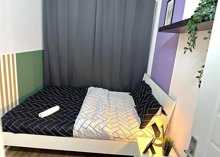 Beautiful Double Partition Room In Tecom Near Icm Metro