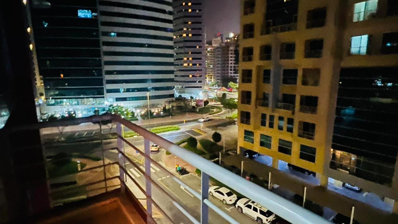 Homestay Beautiful Double Partition In Tecom Near Icm Metro