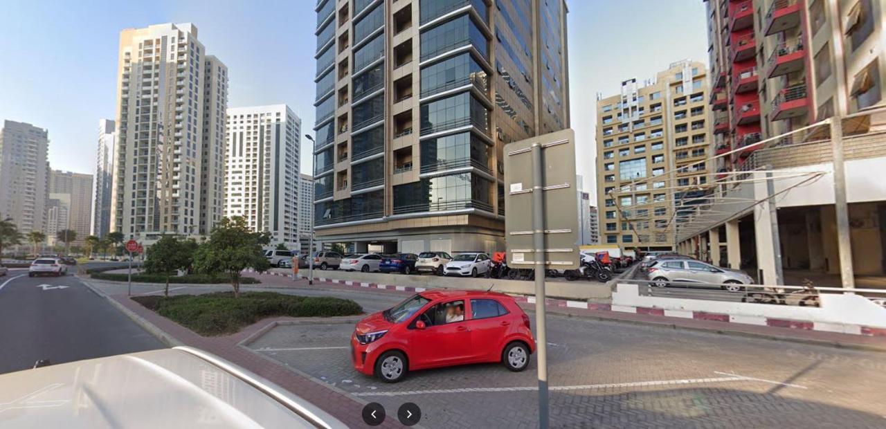 Beautiful Double Partition In Tecom Near Icm Metro *