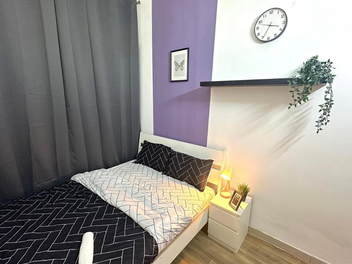 Beautiful Double Partition In Tecom Near Icm Metro Homestay