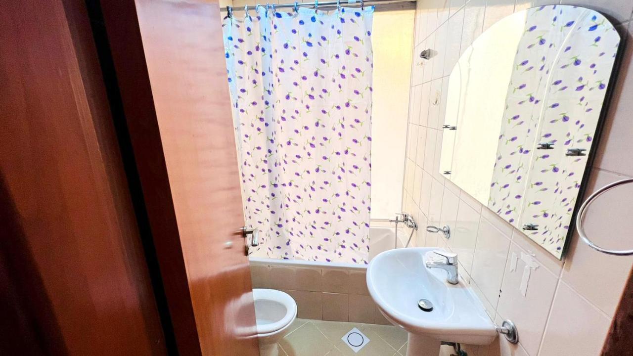 Beautiful Double Partition In Tecom Near Icm Metro Homestay *