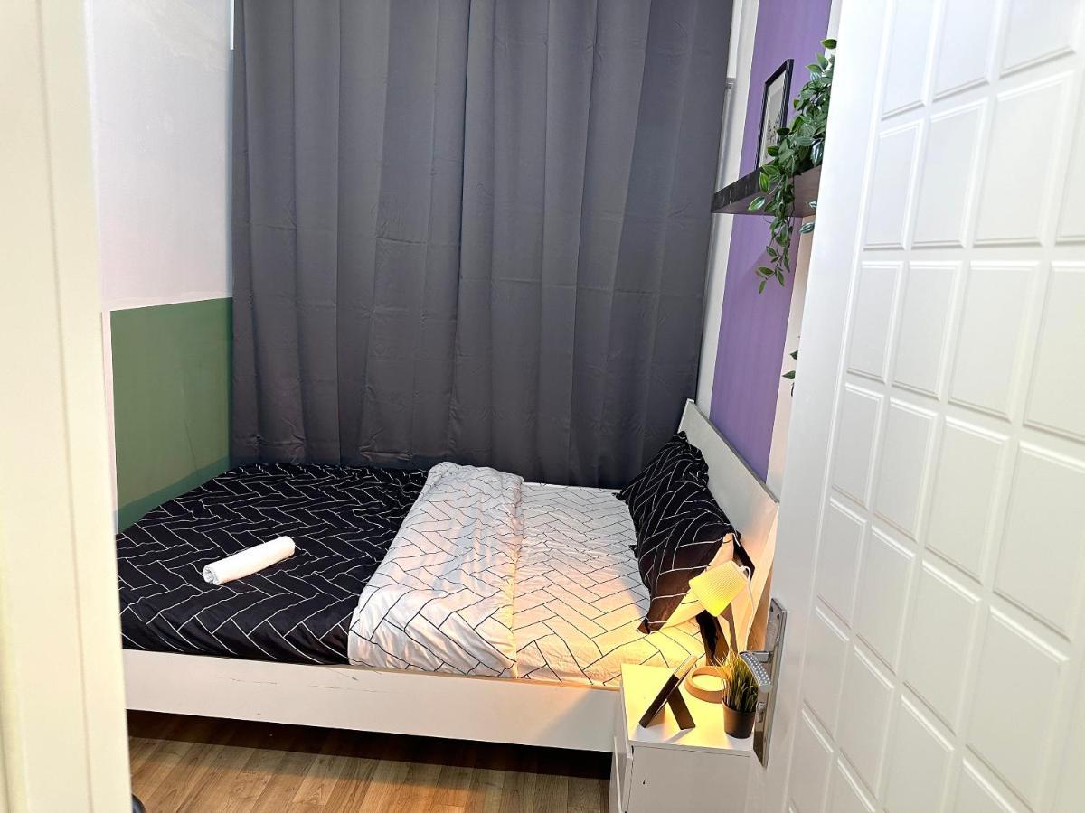 Beautiful Double Partition In Tecom Near Icm Metro * Dubai