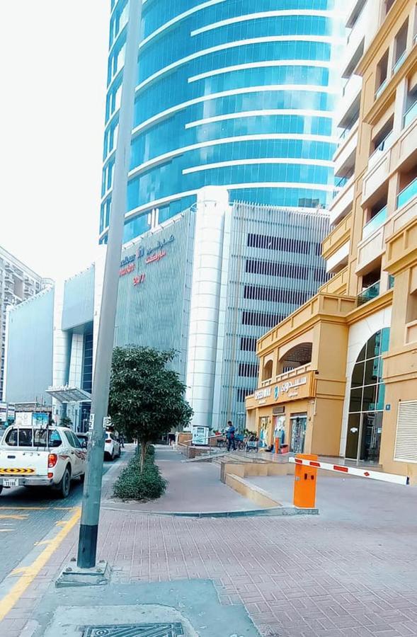 Beautiful Double Partition In Tecom Near Icm Metro *